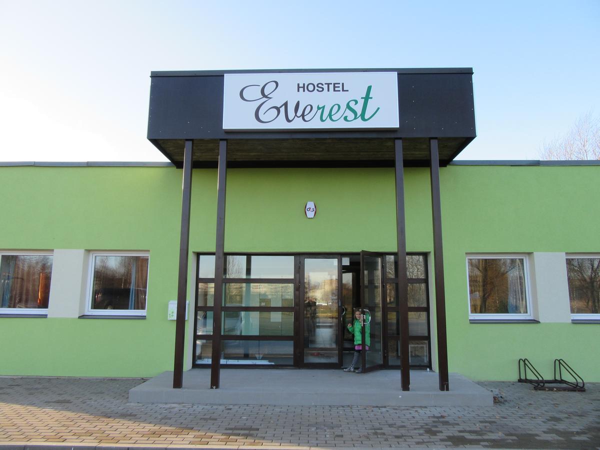 Everest Kivioli Hostel Exteriör bild